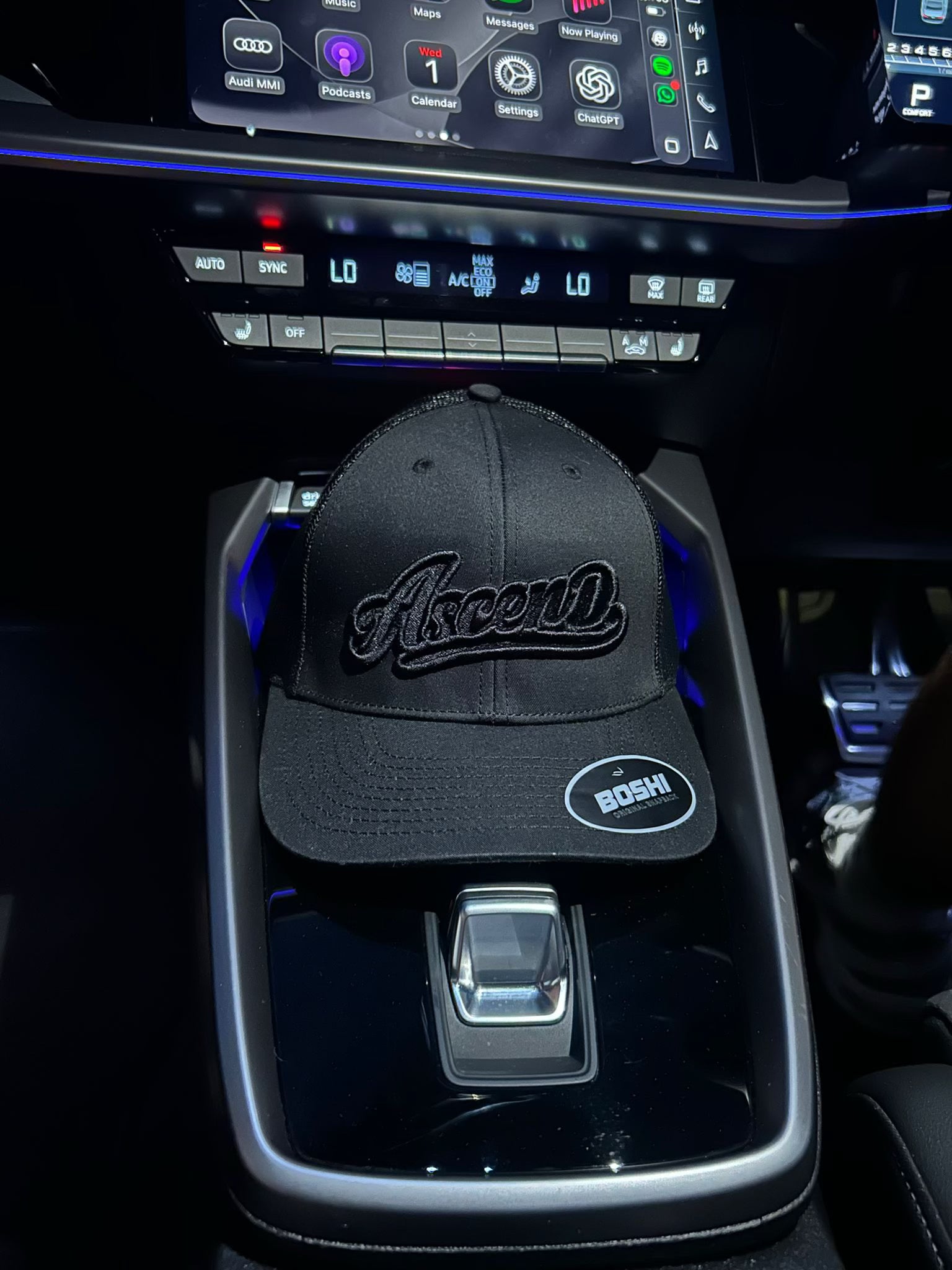 Ascend / Black Cap